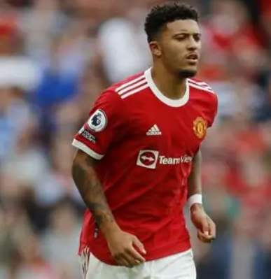 欧联杯维拉胜里尔,桑乔表现引争议与未来去向成焦点